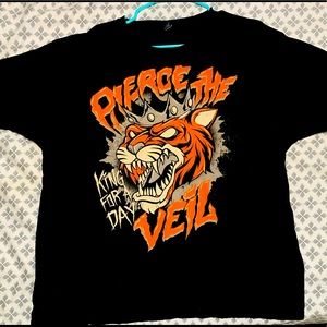Pierce The Veil - King For A Day XL T-Shirt